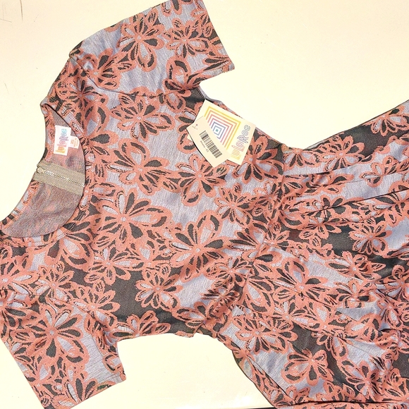 LuLaRoe Amelia XS NWT - Picture 1 of 4